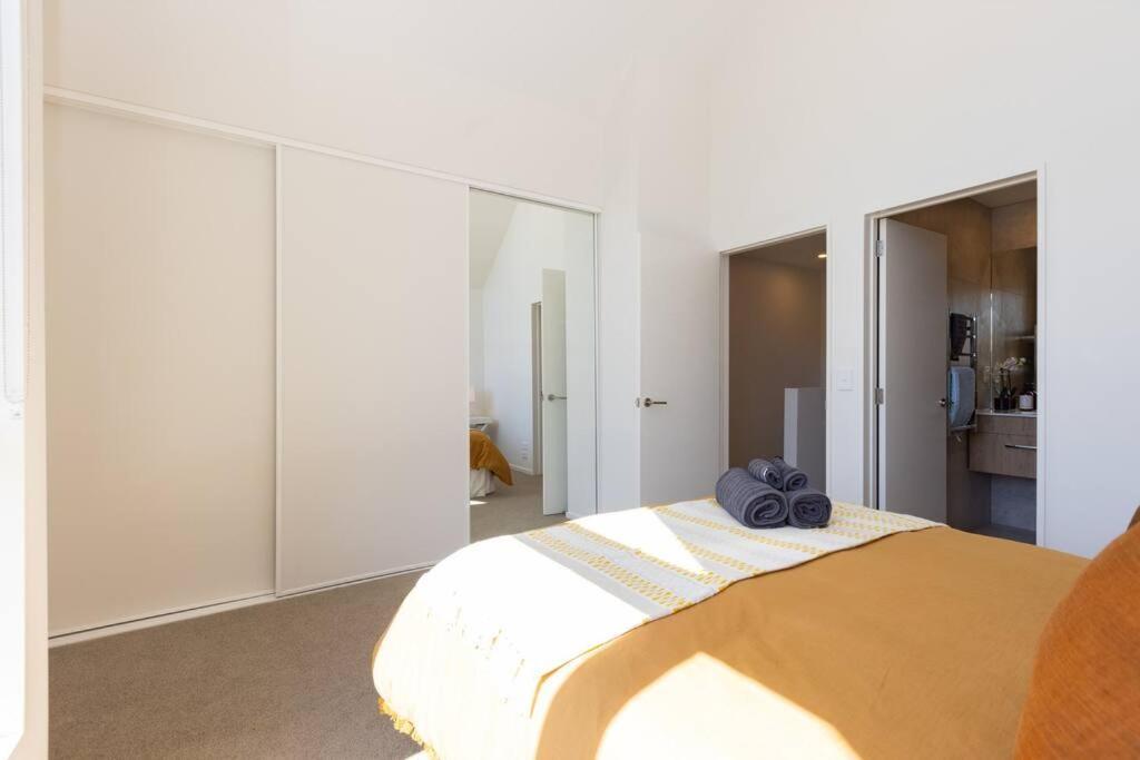 כרייסטצ'רץ' Inner City Luxury With Free Parking מראה חיצוני תמונה